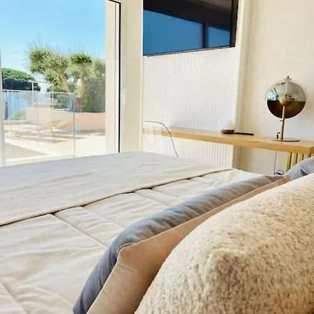 Neuve, Proche Centre Ville, Plage A 100 M - Max Villa